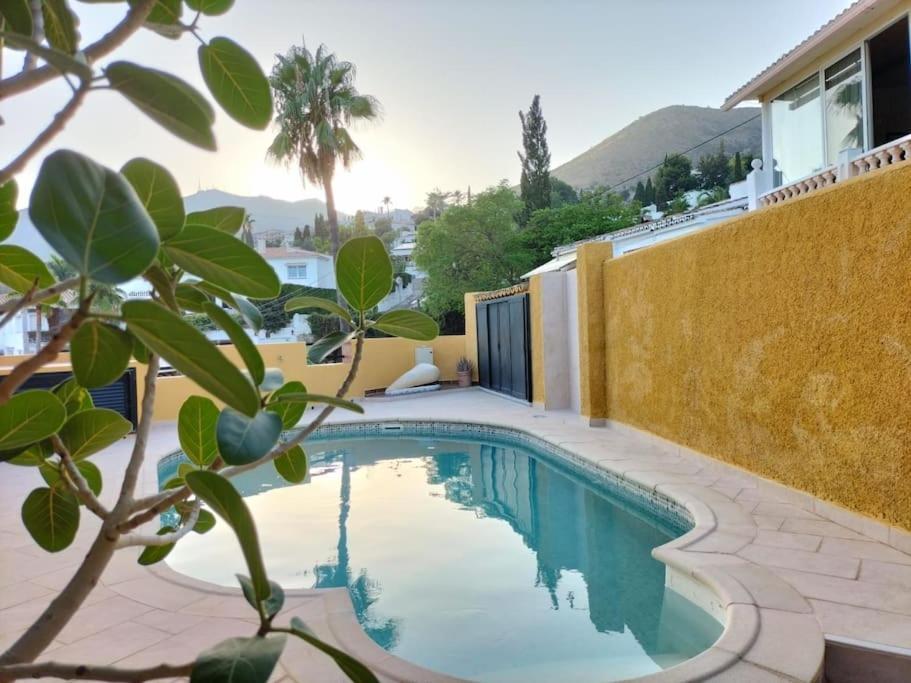 Vivienda Acogedora Con Piscina Villa อาร์โรโย เดลา เมียล ภายนอก รูปภาพ