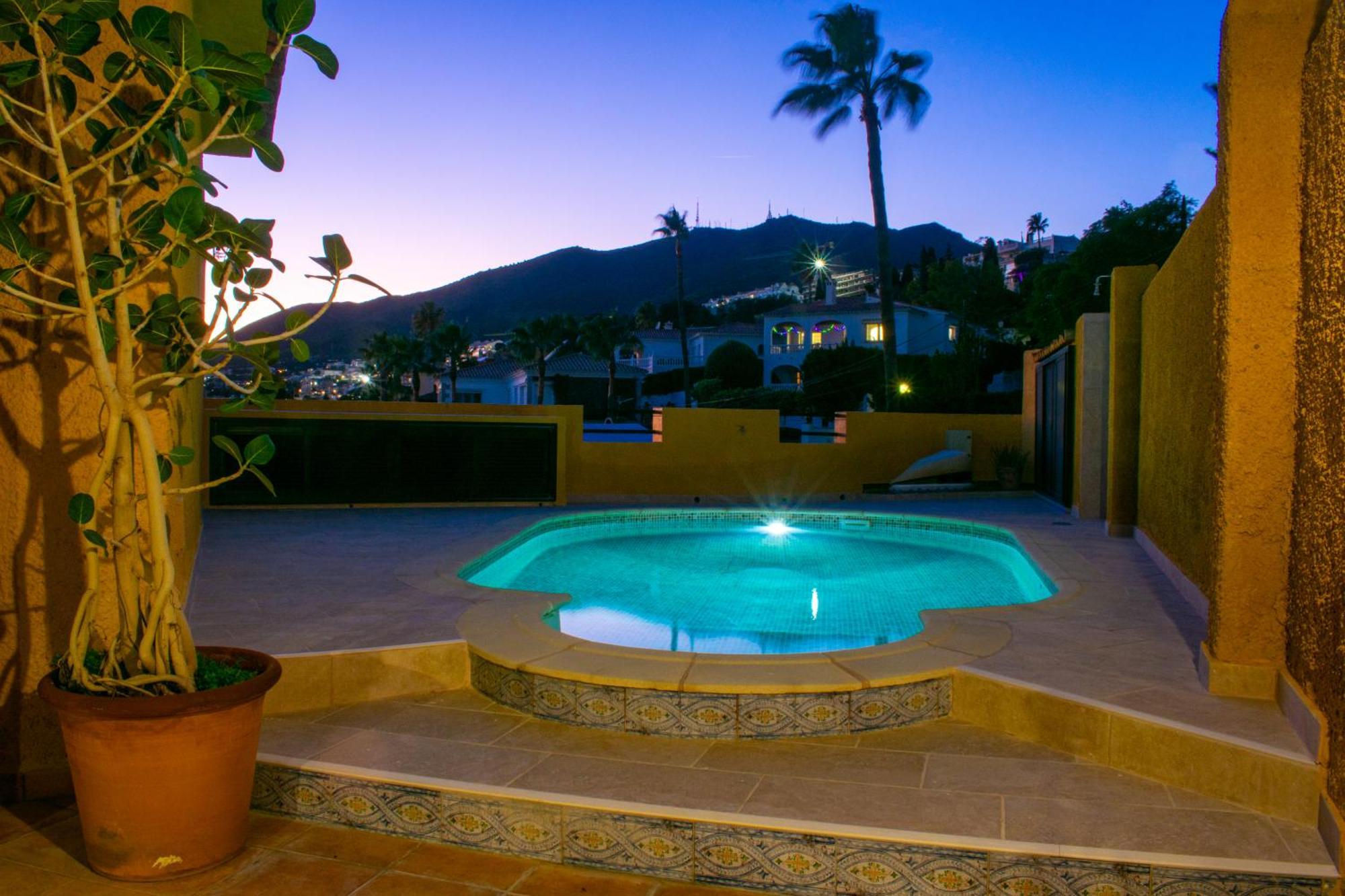 Vivienda Acogedora Con Piscina Villa อาร์โรโย เดลา เมียล ภายนอก รูปภาพ